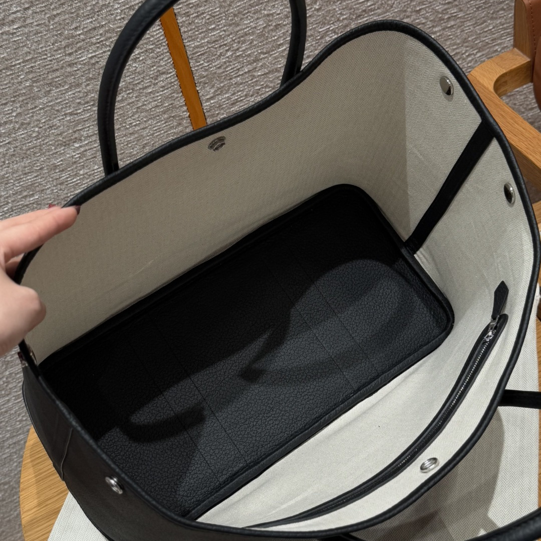 高仿Hermes*Garden Party36系列H05155989黑色牛皮銀扣純手工