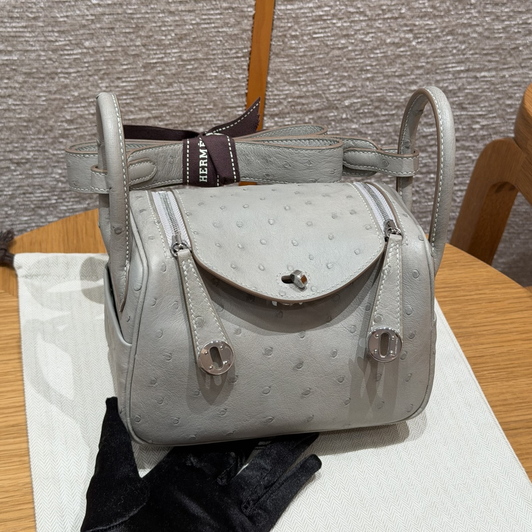 高仿Hermes*Lindy19系列H079086OS80珍珠灰鴕鳥皮銀扣純手工