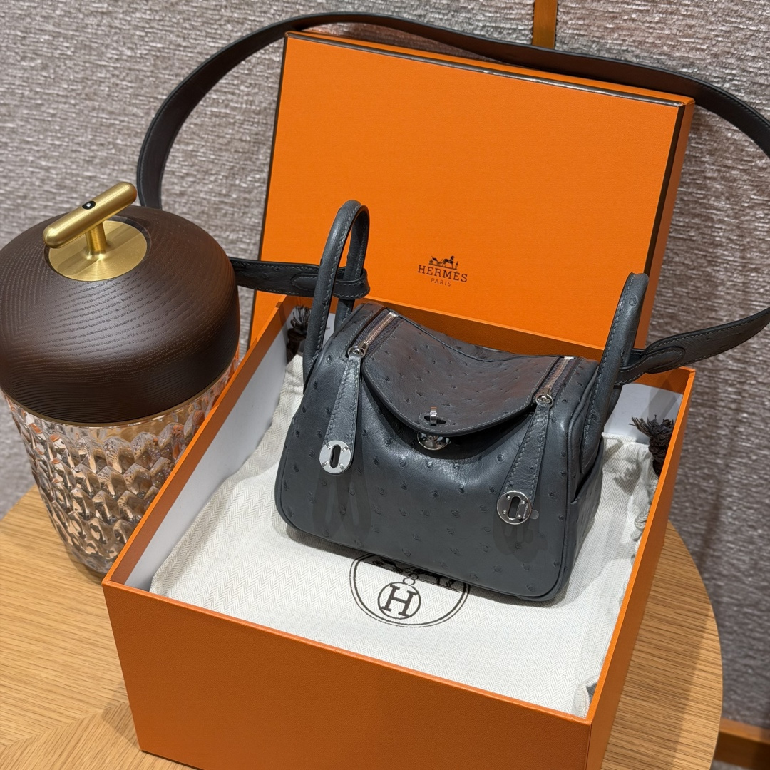 高仿Hermes*Lindy19系列H079086OS0L積雨雲灰鴕鳥皮銀扣純手工