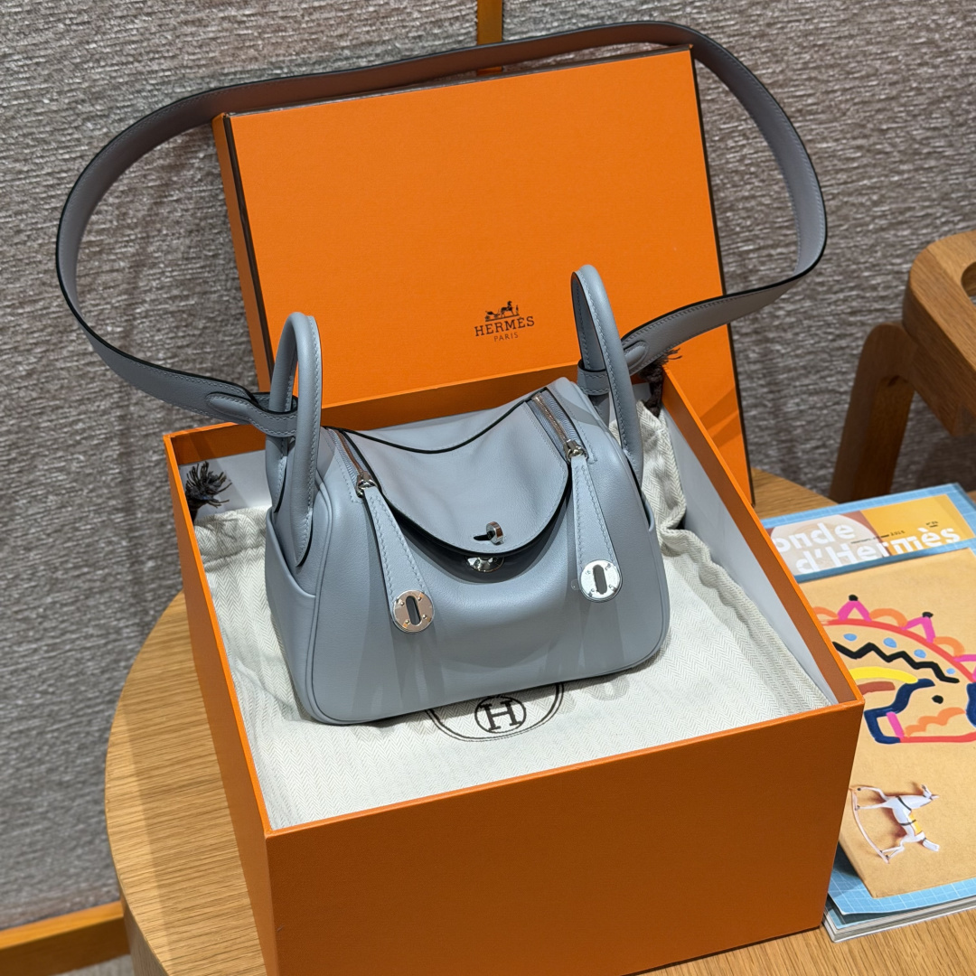 高仿Hermes*Lindy19系列H079086SWP0木偶灰牛皮銀扣純手工