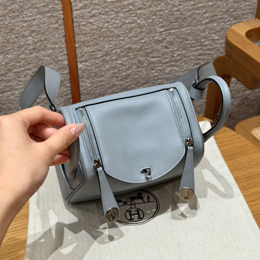 高仿Hermes*Lindy19系列H079086SWP0木偶灰牛皮銀扣純手工