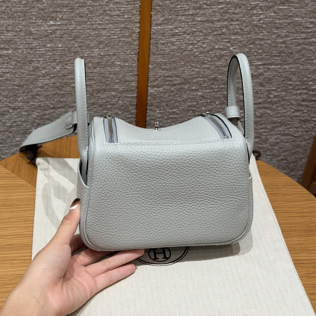 高仿Hermes*Lindy19系列H079086TC08聖杯藍牛皮銀扣純手工