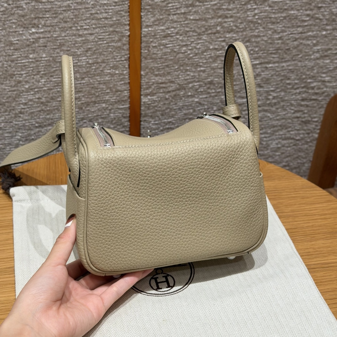 高仿Hermes*Lindy19系列H079086TCS2風衣灰牛皮銀扣純手工