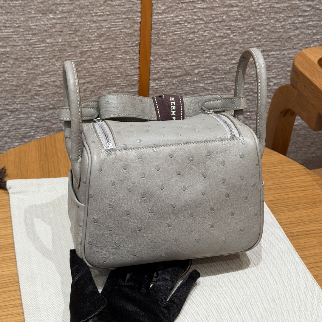 高仿Hermes*Lindy19系列H079086OS80珍珠灰鴕鳥皮銀扣純手工