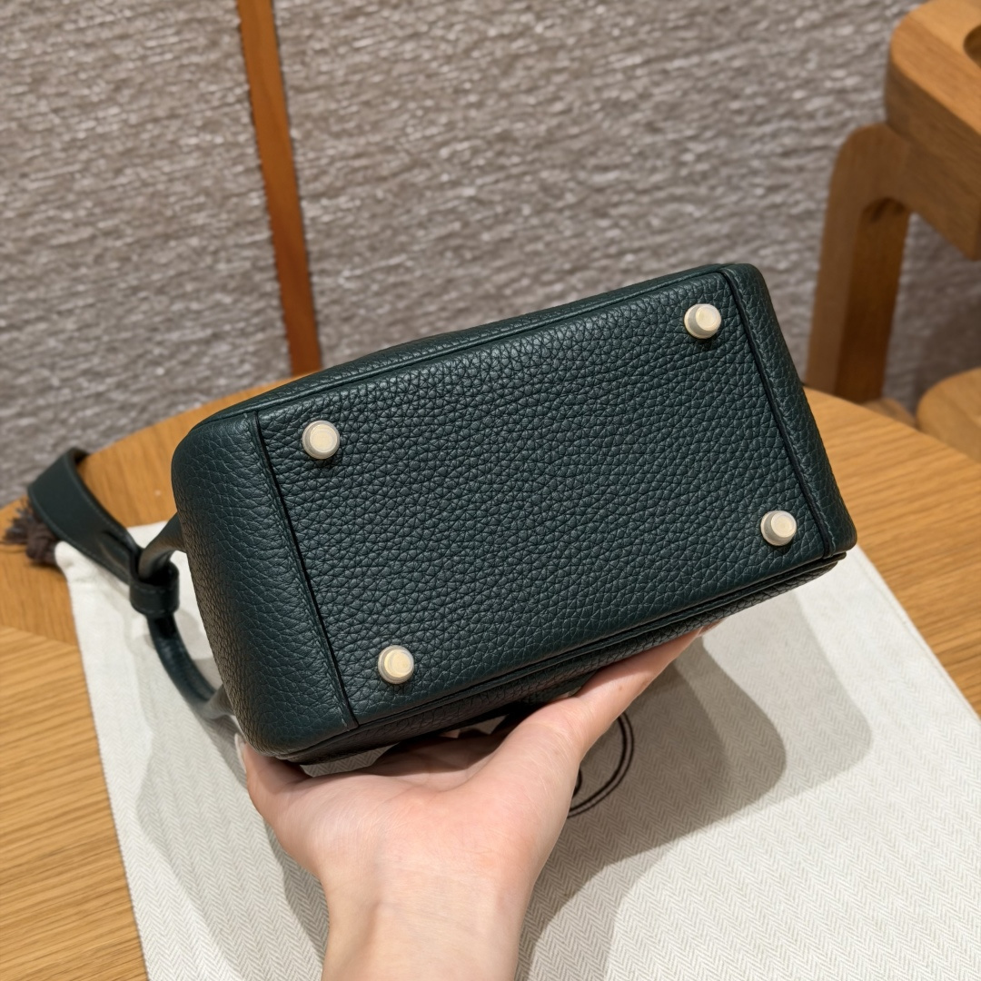 高仿Hermes*Lindy19系列H079086TC67深綠色牛皮金扣純手工