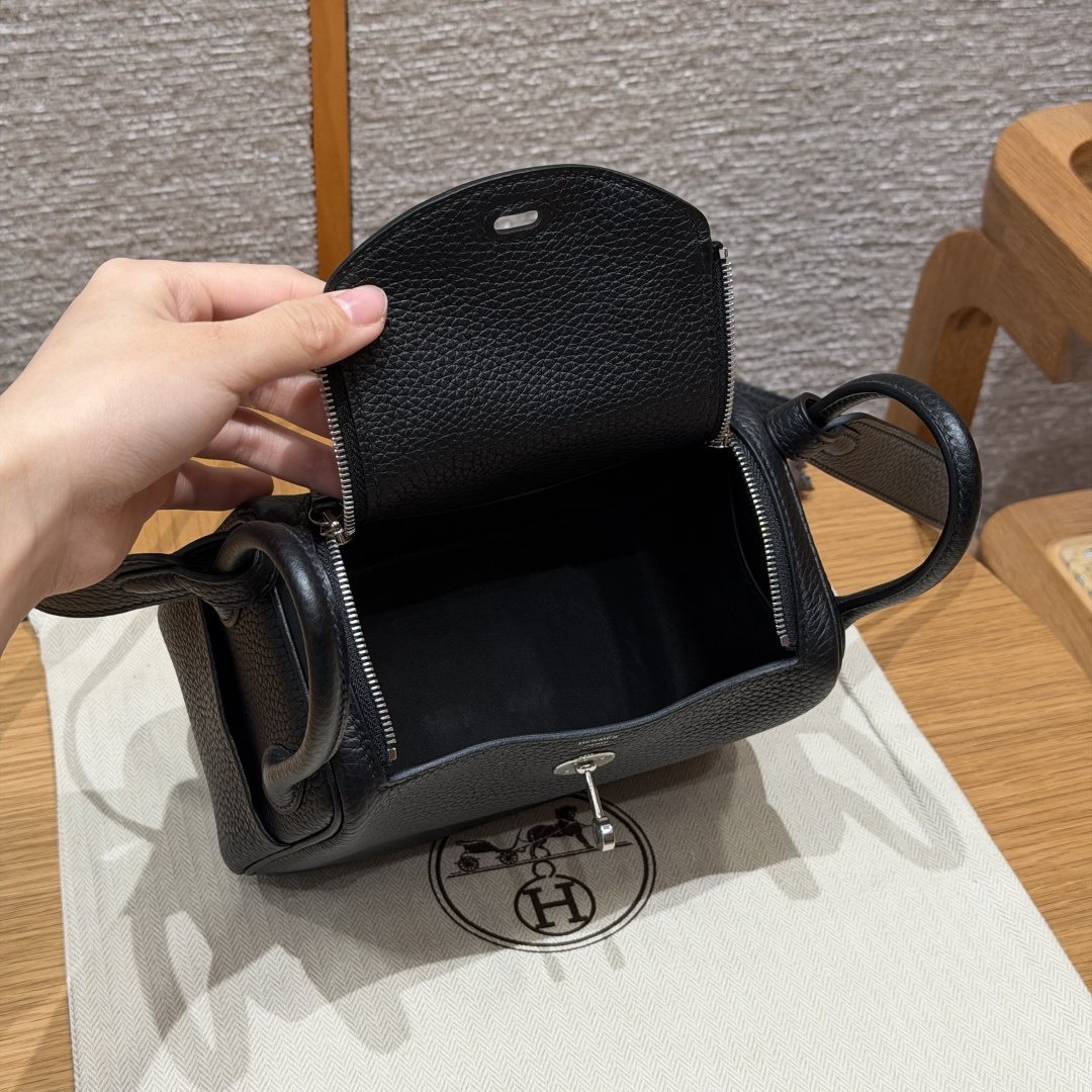 高仿Hermes*Lindy19系列H079086TC89黑色牛皮銀扣純手工