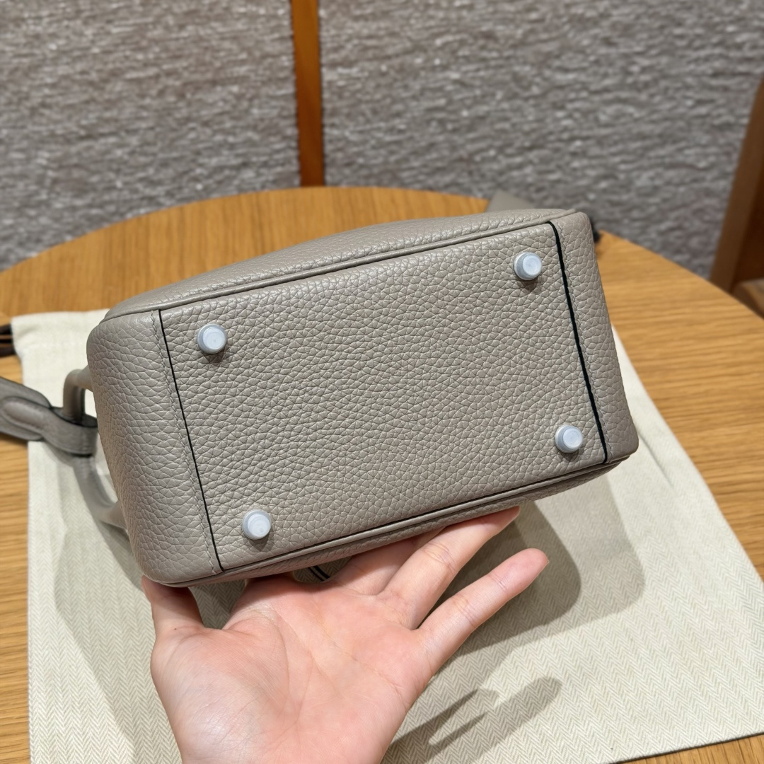 高仿Hermes*Lindy19系列H079086TCM8瀝青灰牛皮銀扣純手工