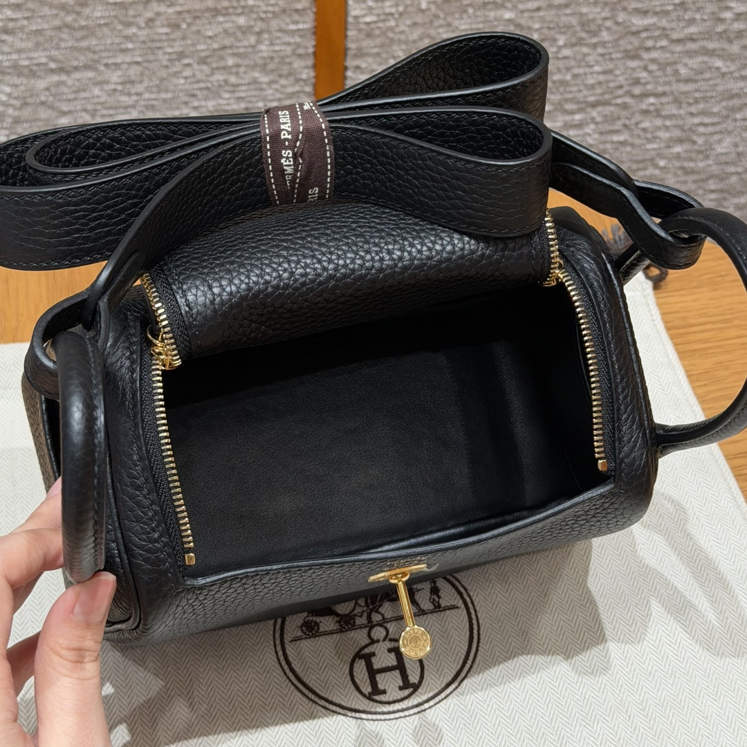 高仿Hermes*Lindy19系列H079086TC89黑色牛皮金扣純手工