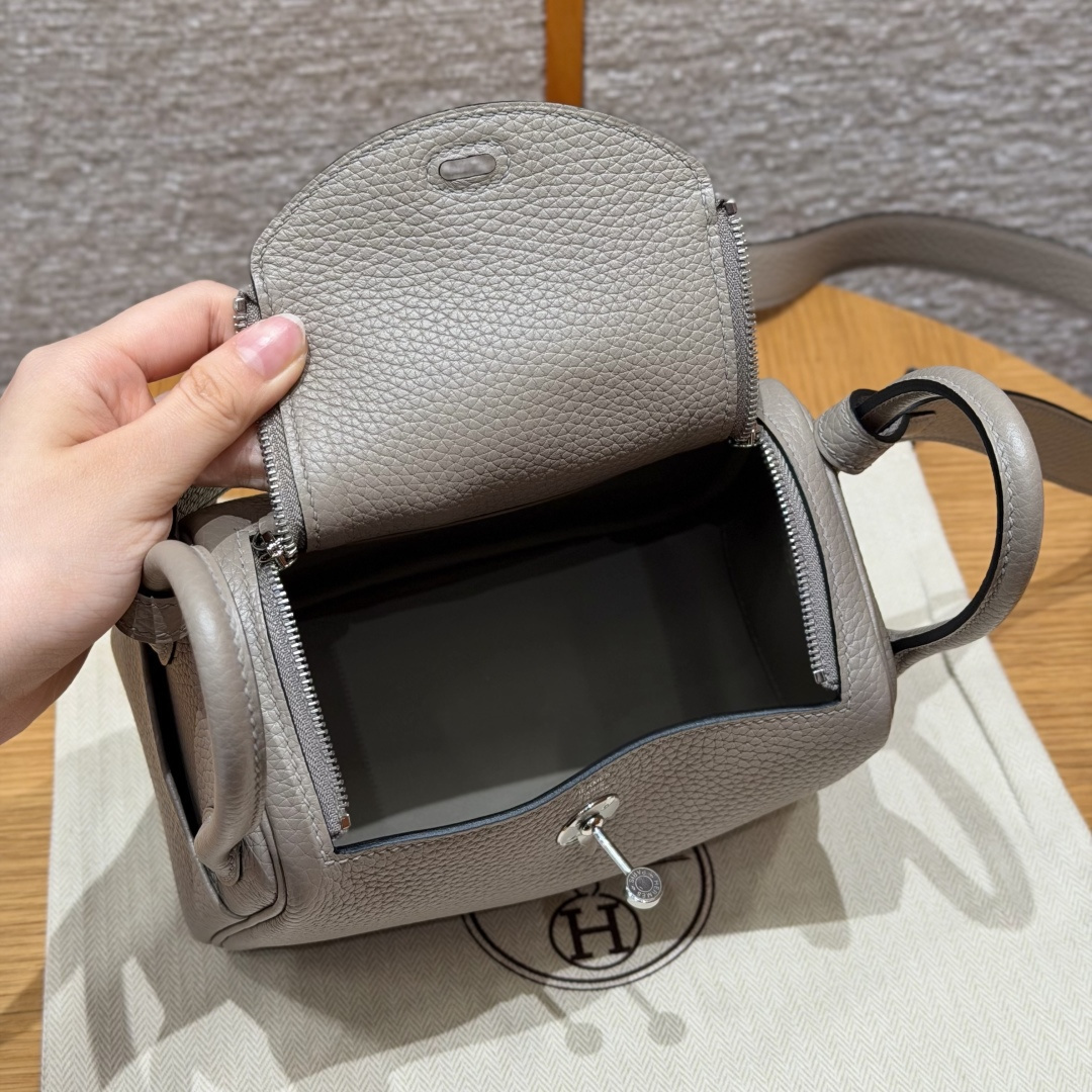高仿Hermes*Lindy19系列H079086TCM8瀝青灰牛皮銀扣純手工