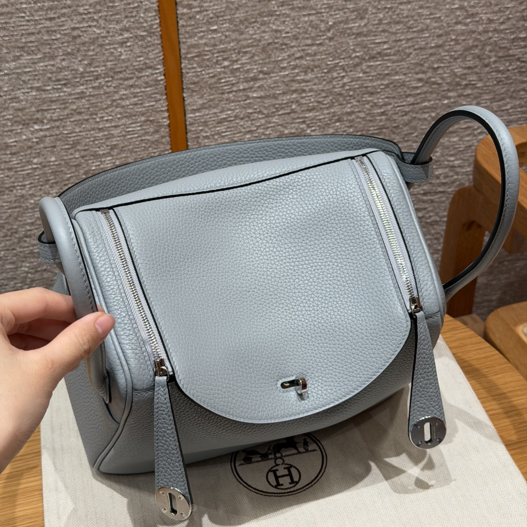 高仿Hermes*Lindy26系列H073428TCP0木偶灰牛皮銀扣純手工