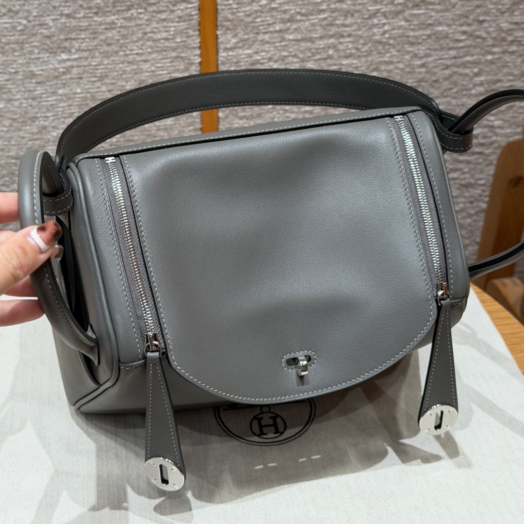 高仿Hermes*Lindy26系列H073428SW8F錫器灰牛皮銀扣純手工