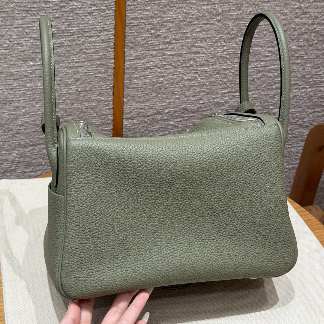 高仿Hermes*Lindy26系列H073428TCQ1鼠尾草綠牛皮銀扣純手工