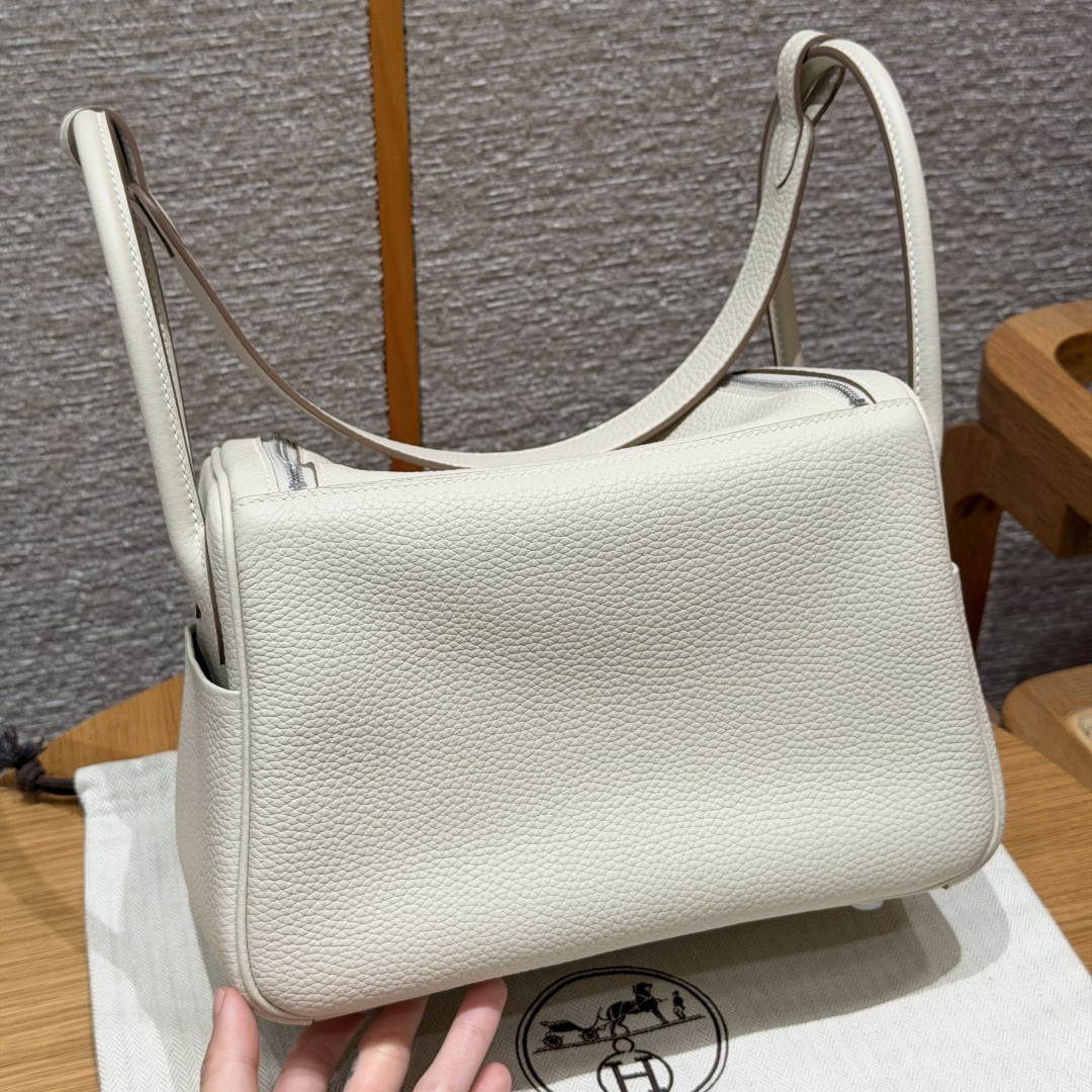 高仿Hermes*Lindy26系列H073428TC10奶昔白牛皮銀扣純手工