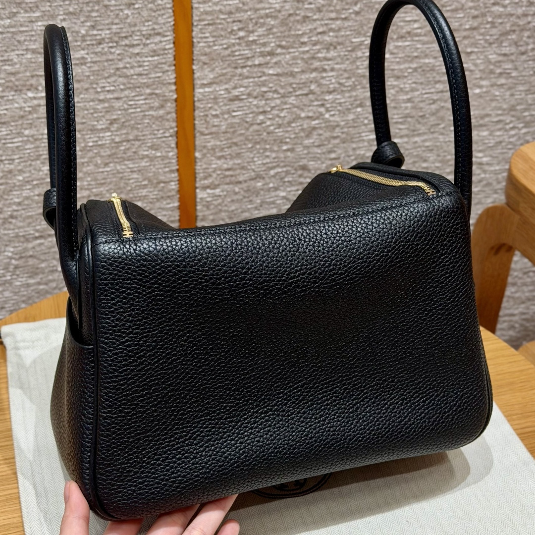 高仿Hermes*Lindy26系列H073428TC89黑色牛皮金扣純手工