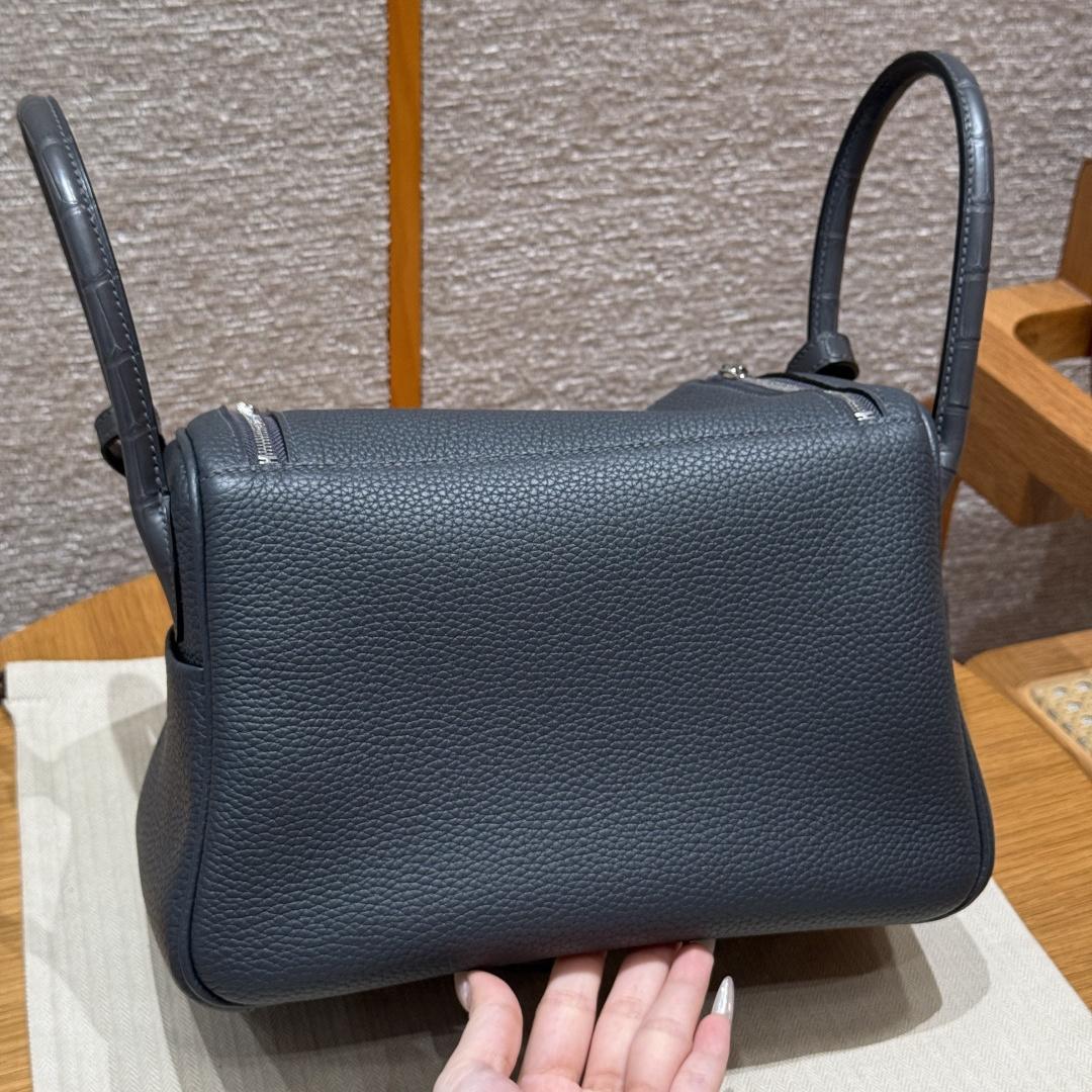 高仿Hermes*Lindy26系列H073428TC88石墨灰牛皮銀扣純手工
