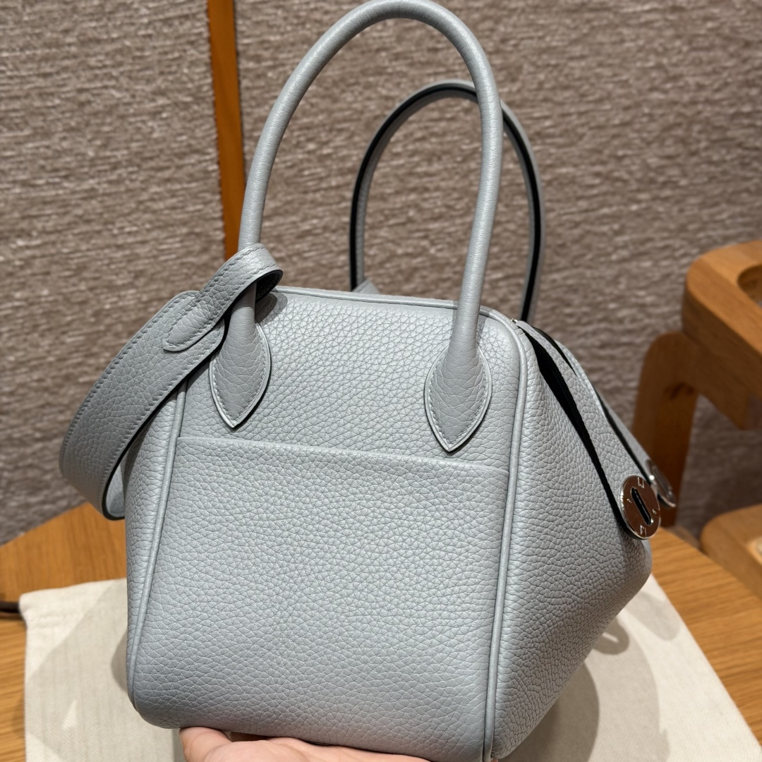 高仿Hermes*Lindy26系列H073428TCP0木偶灰牛皮銀扣純手工