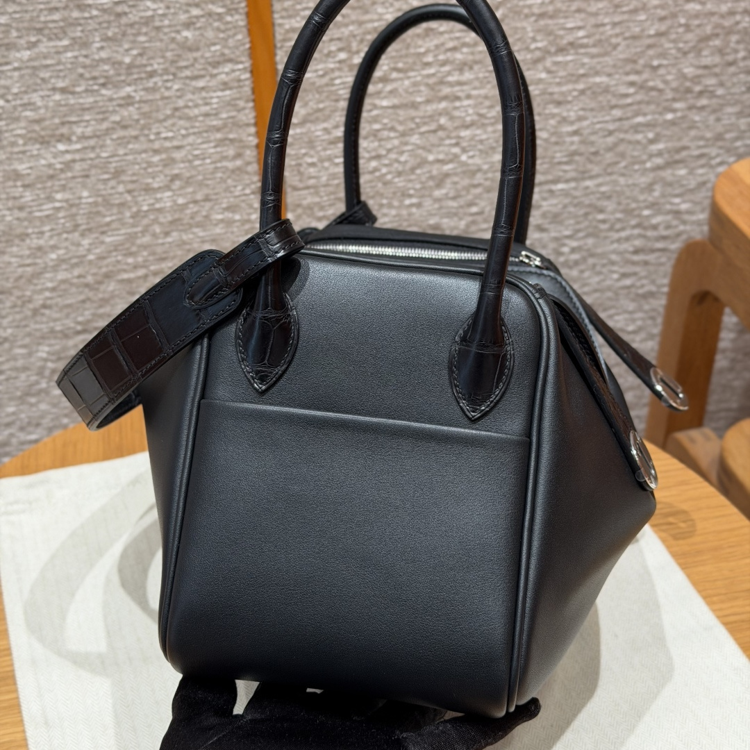 高仿Hermes*Lindy26系列H073428TCCM89黑色牛皮拼鱷魚皮銀扣純手工