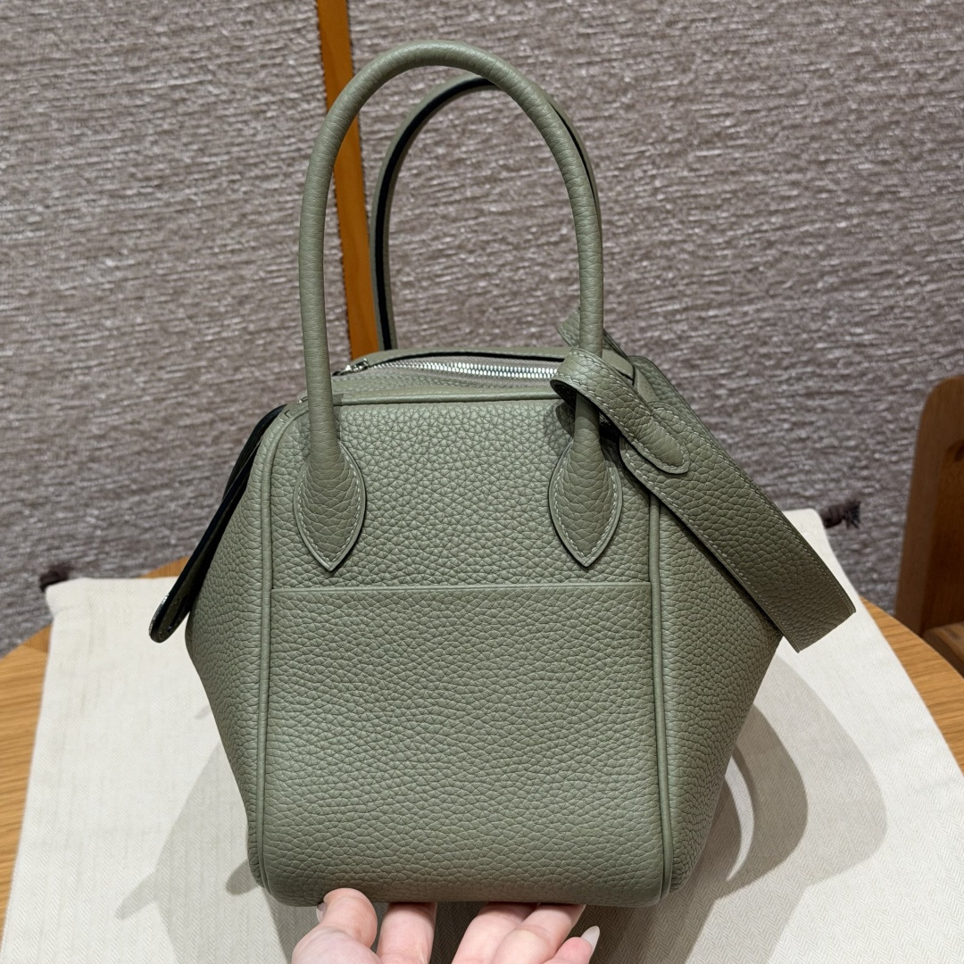 高仿Hermes*Lindy26系列H073428TCQ1鼠尾草綠牛皮銀扣純手工