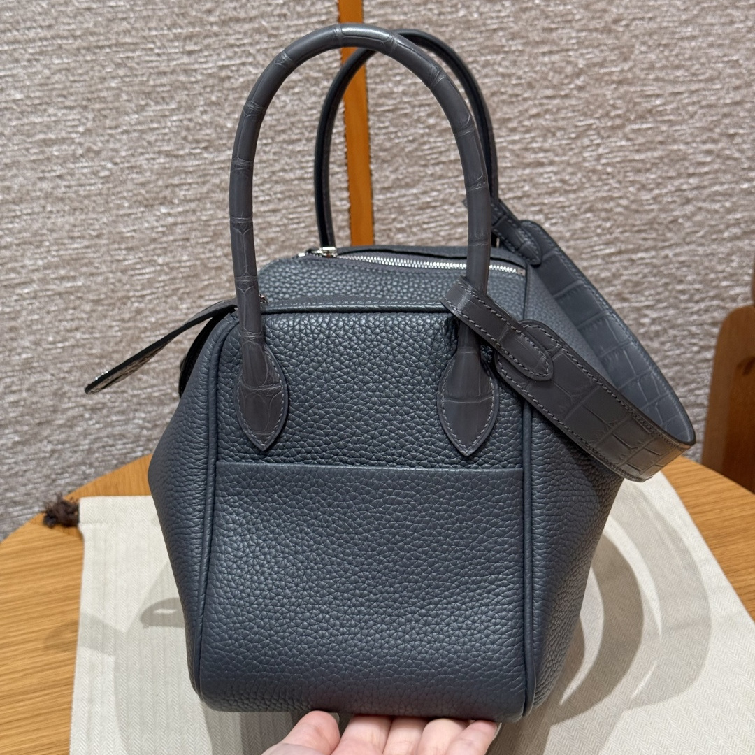 高仿Hermes*Lindy26系列H073428TC88石墨灰牛皮銀扣純手工