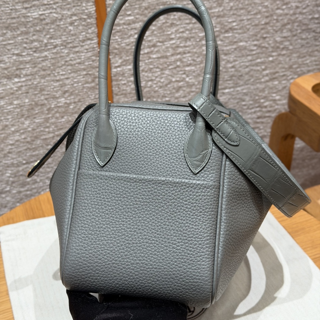 高仿Hermes*Lindy26系列H073428CM0L積雨雲灰牛皮拼鱷魚皮金扣純手工
