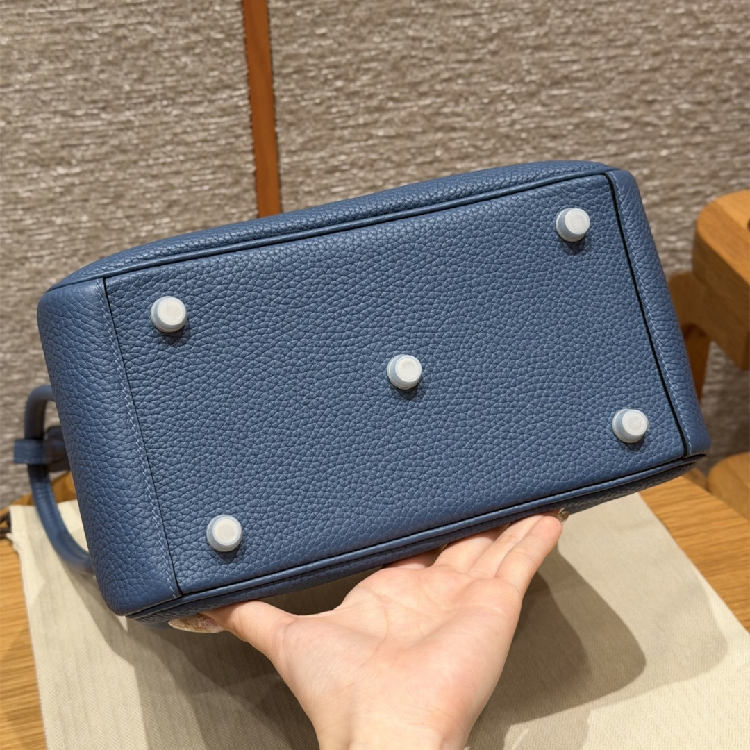 高仿Hermes*Lindy26系列H073428TCR2瑪瑙藍牛皮銀扣純手工