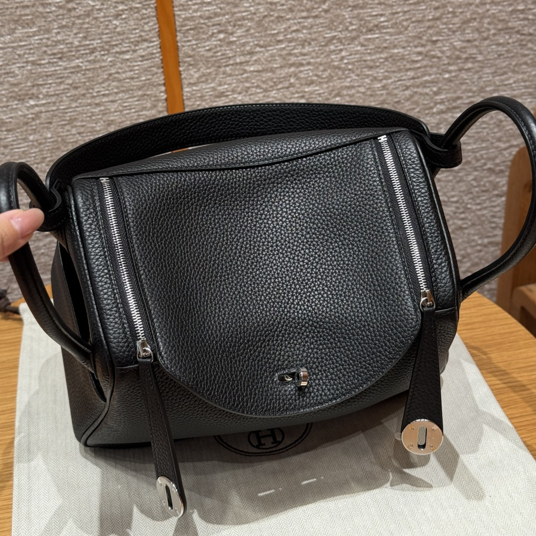 高仿Hermes*Lindy26系列H073428TC89黑色牛皮金扣純手工