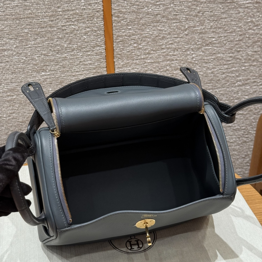 高仿Hermes*Lindy30系列H073426SWCM88石墨灰牛皮拼鱷魚皮金扣純手工