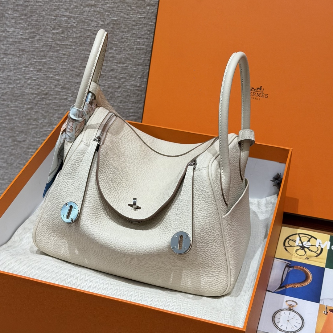 高仿Hermes*Lindy26系列H073428TC10奶昔白牛皮銀扣純手工