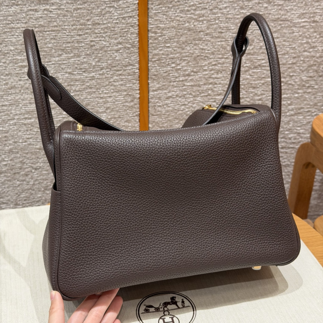 高仿Hermes*Lindy30系列H073426TC47巧克力色牛皮金扣純手工