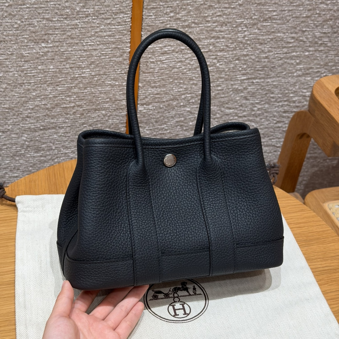 高仿Hermes*Garden Party23系列H08642289黑色牛皮銀扣純手工
