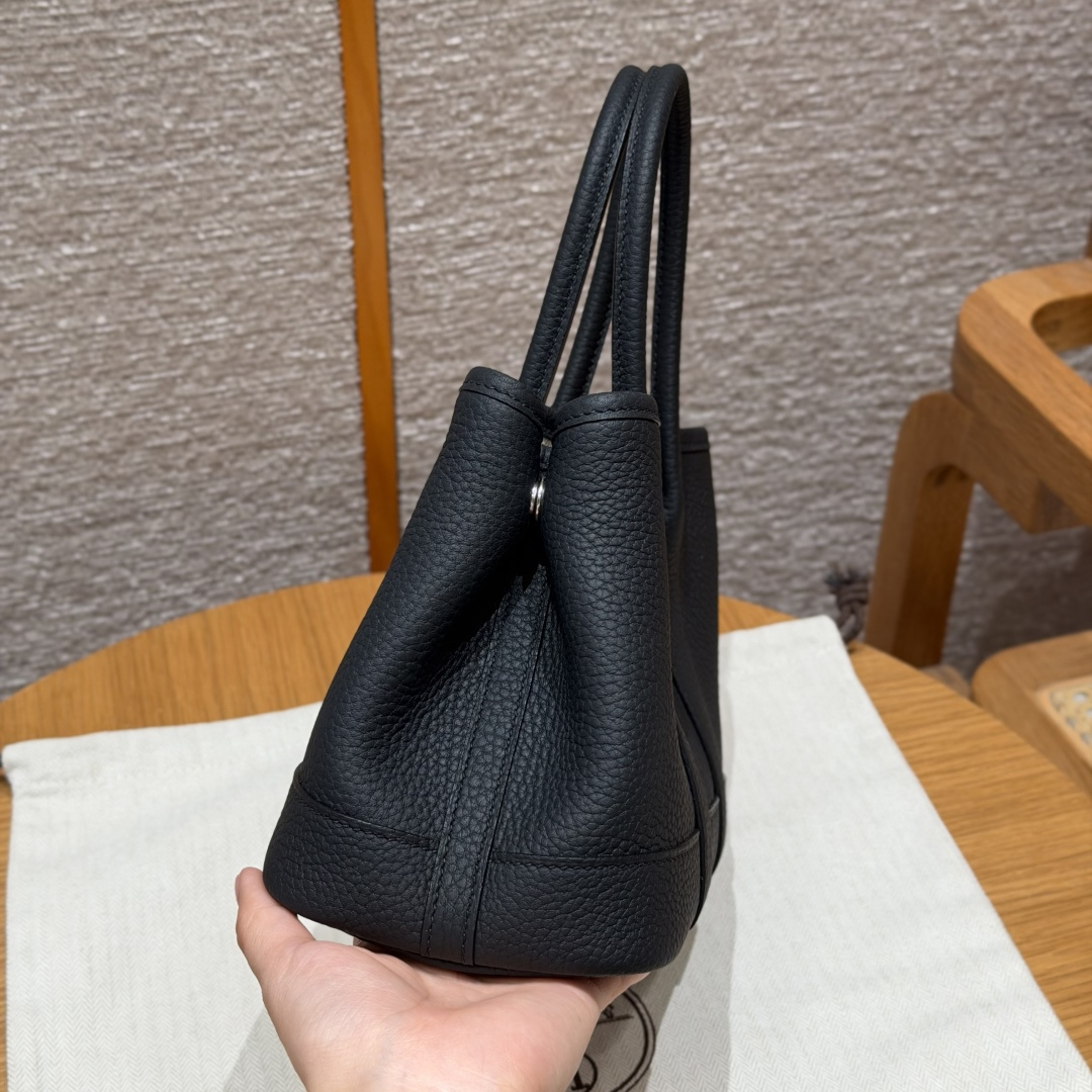 高仿Hermes*Garden Party23系列H08642289黑色牛皮銀扣純手工