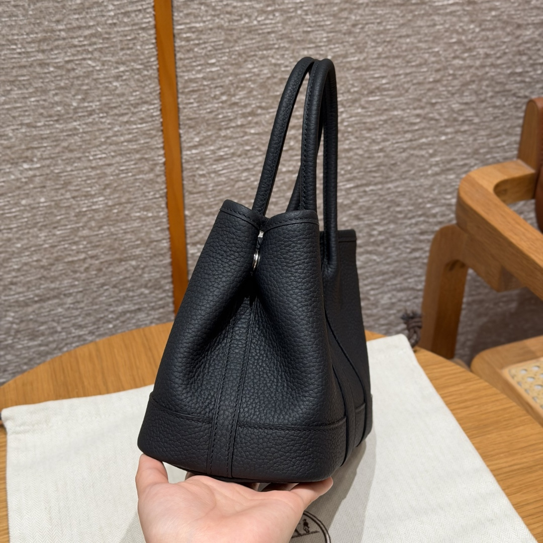 高仿Hermes*Garden Party23系列H08642289黑色牛皮銀扣純手工