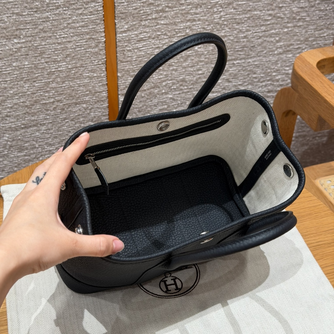 高仿Hermes*Garden Party23系列H08642289黑色牛皮銀扣純手工
