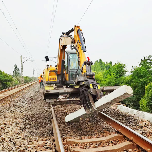 Rail-Road Sleeper Changer,QM Track Equipment Co.,Ltd._Tamping Machine_railway-maintenance.com,Rail-Road Sleeper Changer
