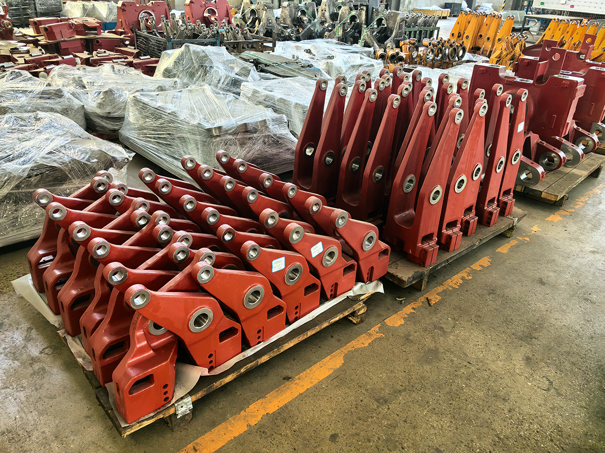 Tamping Arm,QM Track Equipment Co.,Ltd._Tamping Machine_railway-maintenance.com,Heavy-Duty Tamping Arm Assembly for Railway Track Maintenance