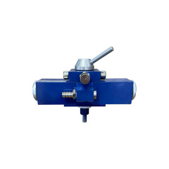Wiper Motor,QM Track Equipment Co.,Ltd._Tamping Machine_railway-maintenance.com,Wiper Motor EL-T9017.00 for Tamping Machine Windshield
