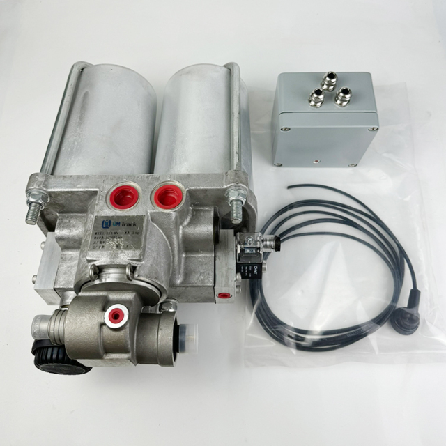 Air Dryer,QM Track Equipment Co.,Ltd._Tamping Machine_railway-maintenance.com,For Tamping Car Pneumatic Brake System