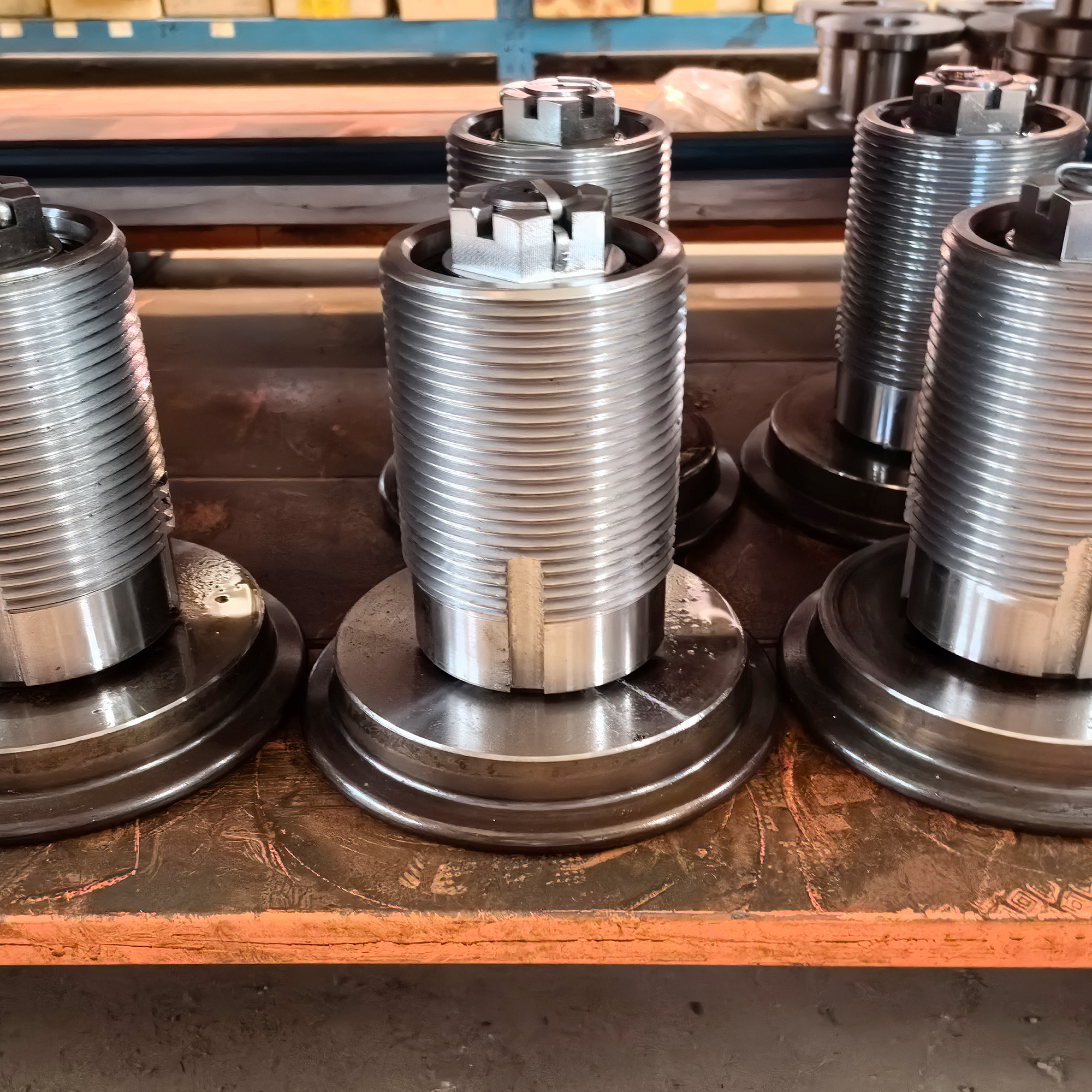 Clamp Roller,QM Track Equipment Co.,Ltd._Tamping Machine_railway-maintenance.com,UD311.505 Clamp Roller for Tamping Unit Replacement
