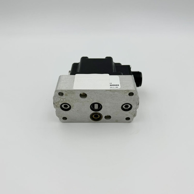 Control Valve,QM Track Equipment Co.,Ltd._Tamping Machine_railway-maintenance.com,Control Valve
