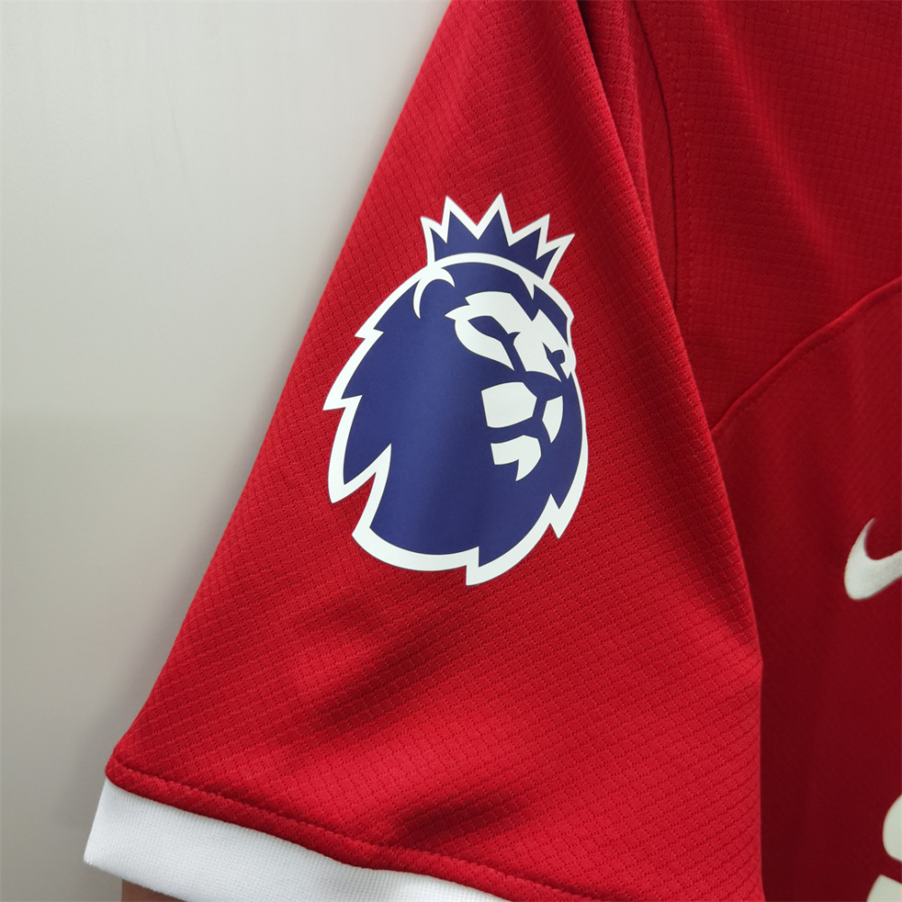 23-24 Liverpool Home Fan Version