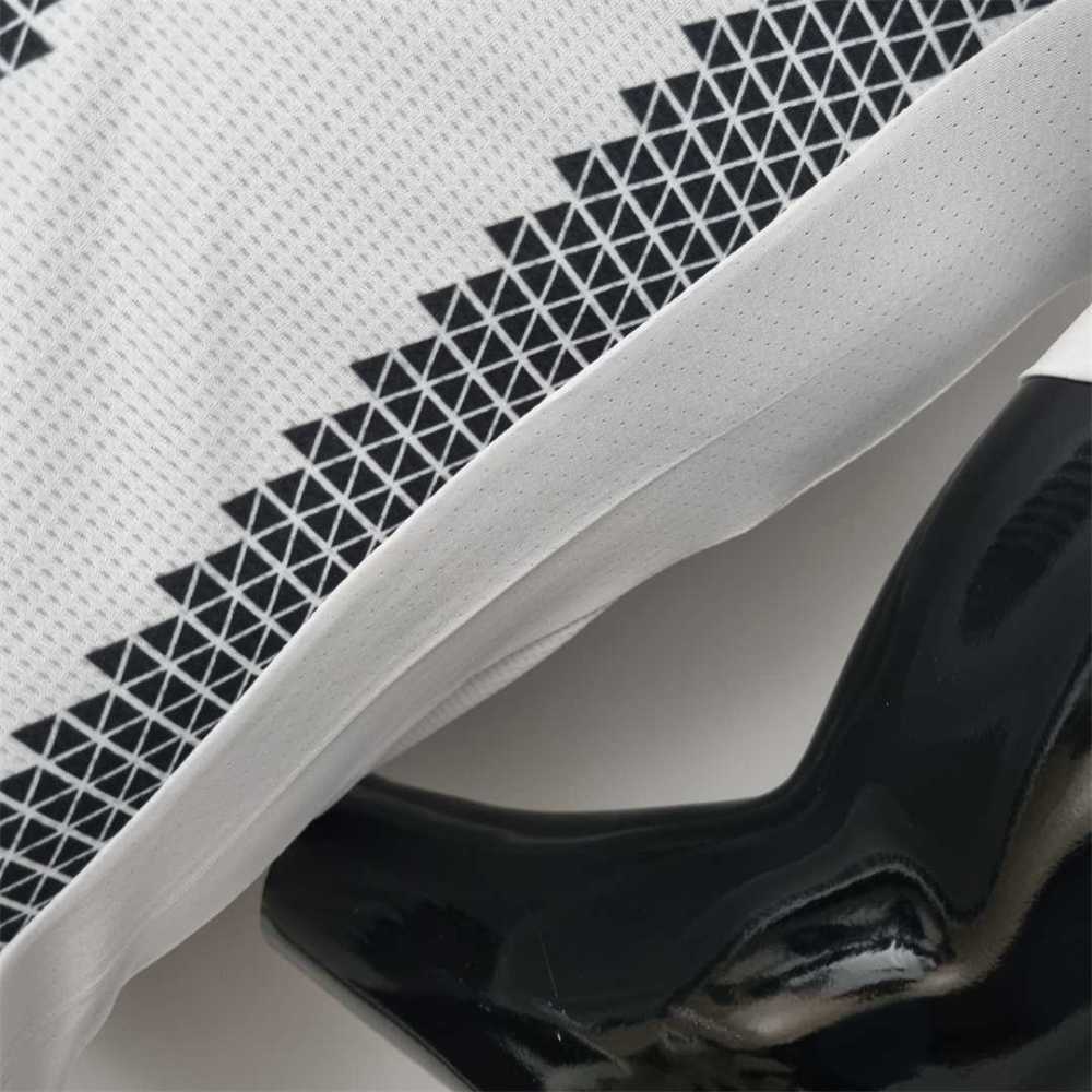22-23 Juventus Home Jersey Player Version