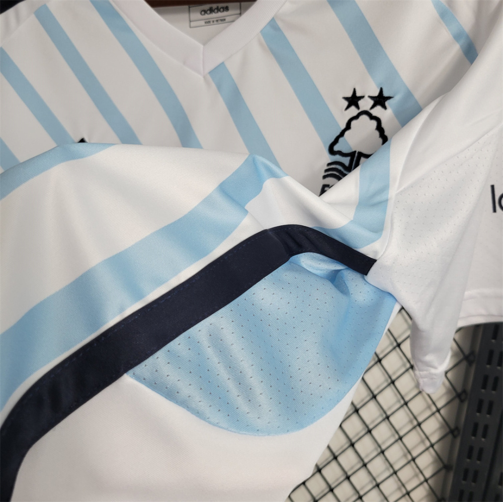 23-24 Nottingham Forest Away Jersey