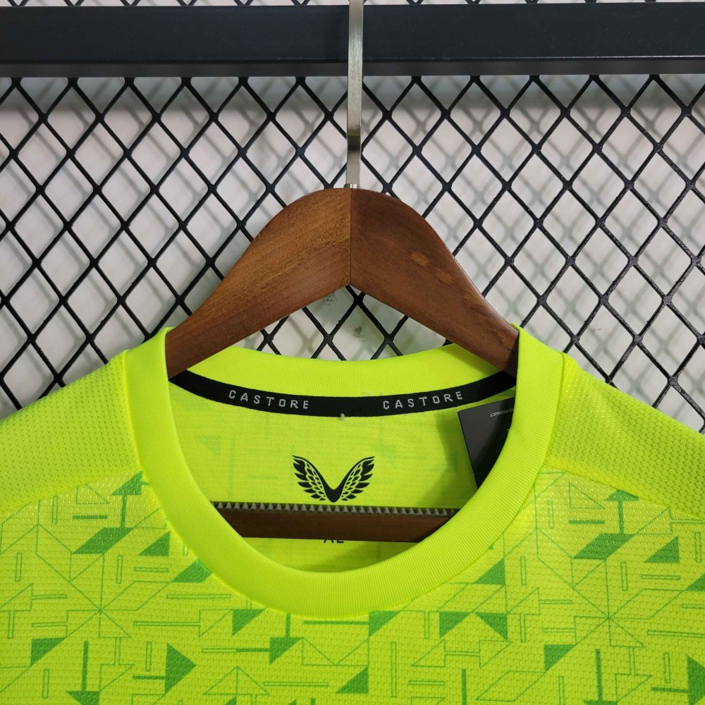 23-24 Wolves Jersey Goalkeepe Fan Version