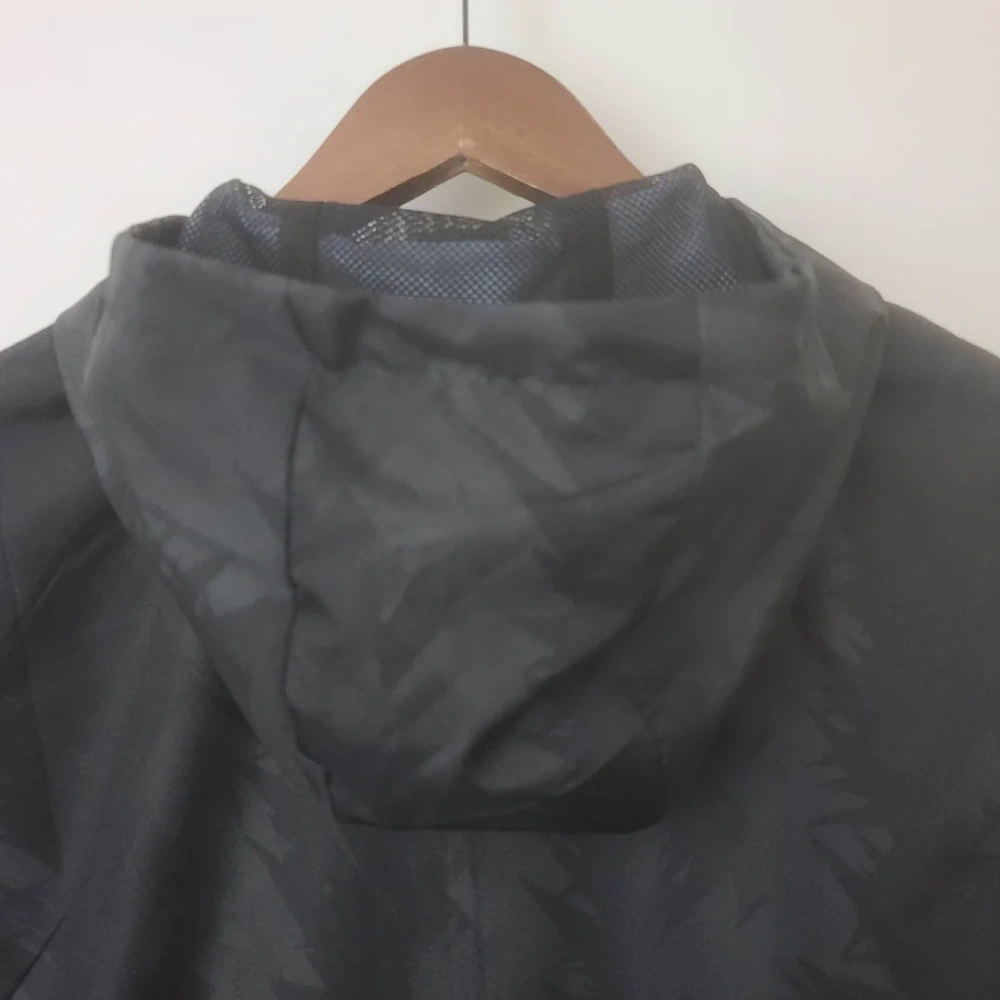 2022/2023 Manchester United Windbreaker Black White Edge