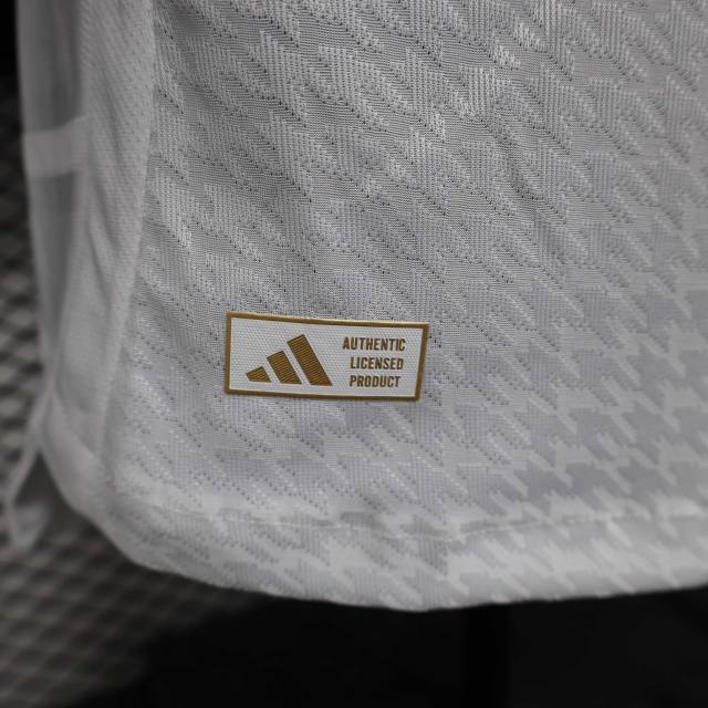 24-25 Real Madrid Home Soccer Jersey Player Version