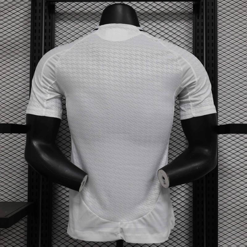 24-25 Real Madrid Home Soccer Jersey Player Version