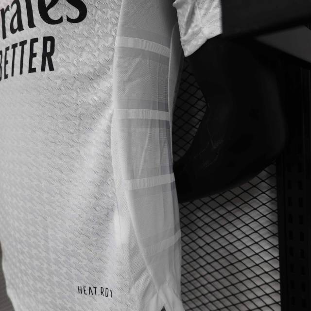 24-25 Real Madrid Home Soccer Jersey Player Version