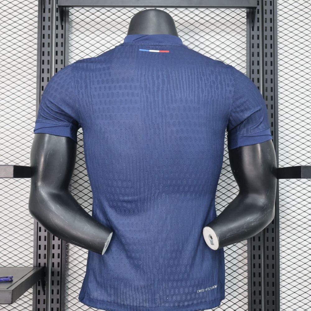 24-25 Paris Saint-Germain Home Soccer Jersey Fan Version