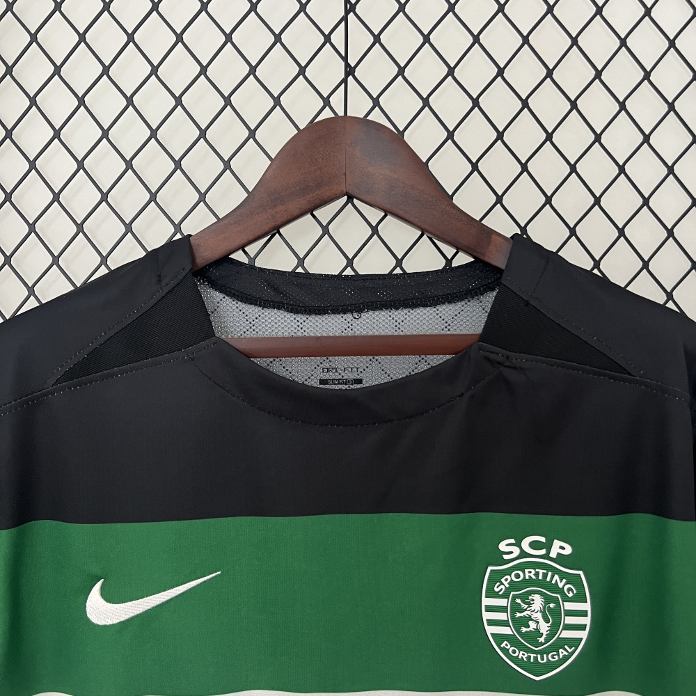 24-25 Sporting CP  Home Soccer Jersey