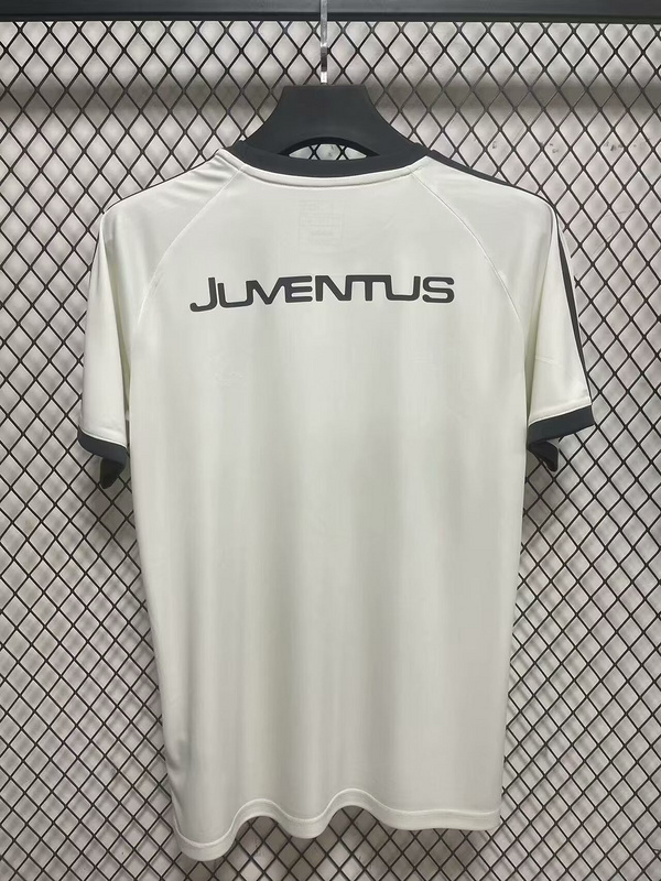 24-25 Juventus Goalkeeper Soccer Jersey